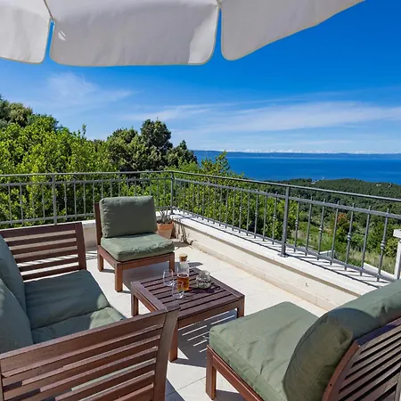 Mely Semesterbostad Makarska