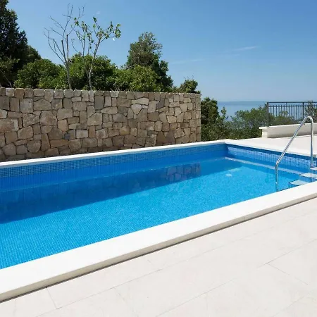 Mely Semesterbostad Makarska